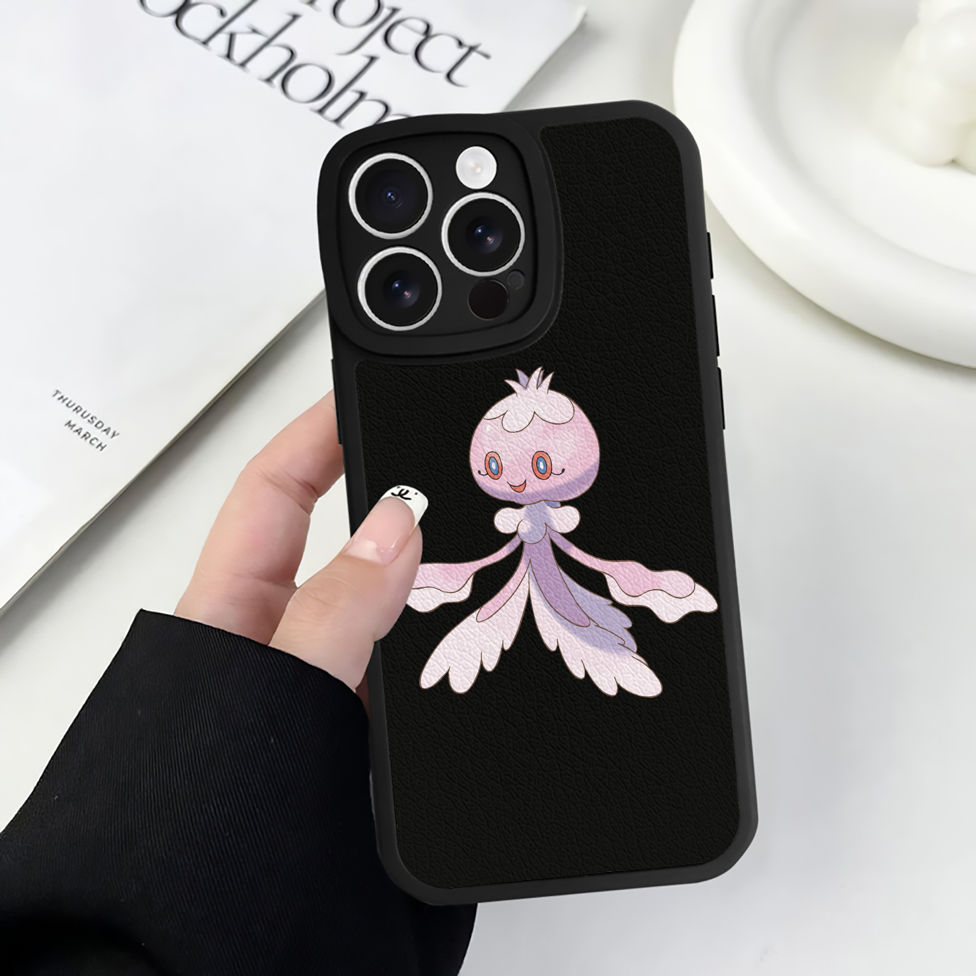 （画像用） ポケットモンスター Pokémon 【iPhone 16シリーズ対応】シリコンスマホケース（レザー調） 材質：シリコン